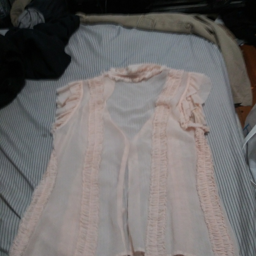 👕 - Picture 2 of 2